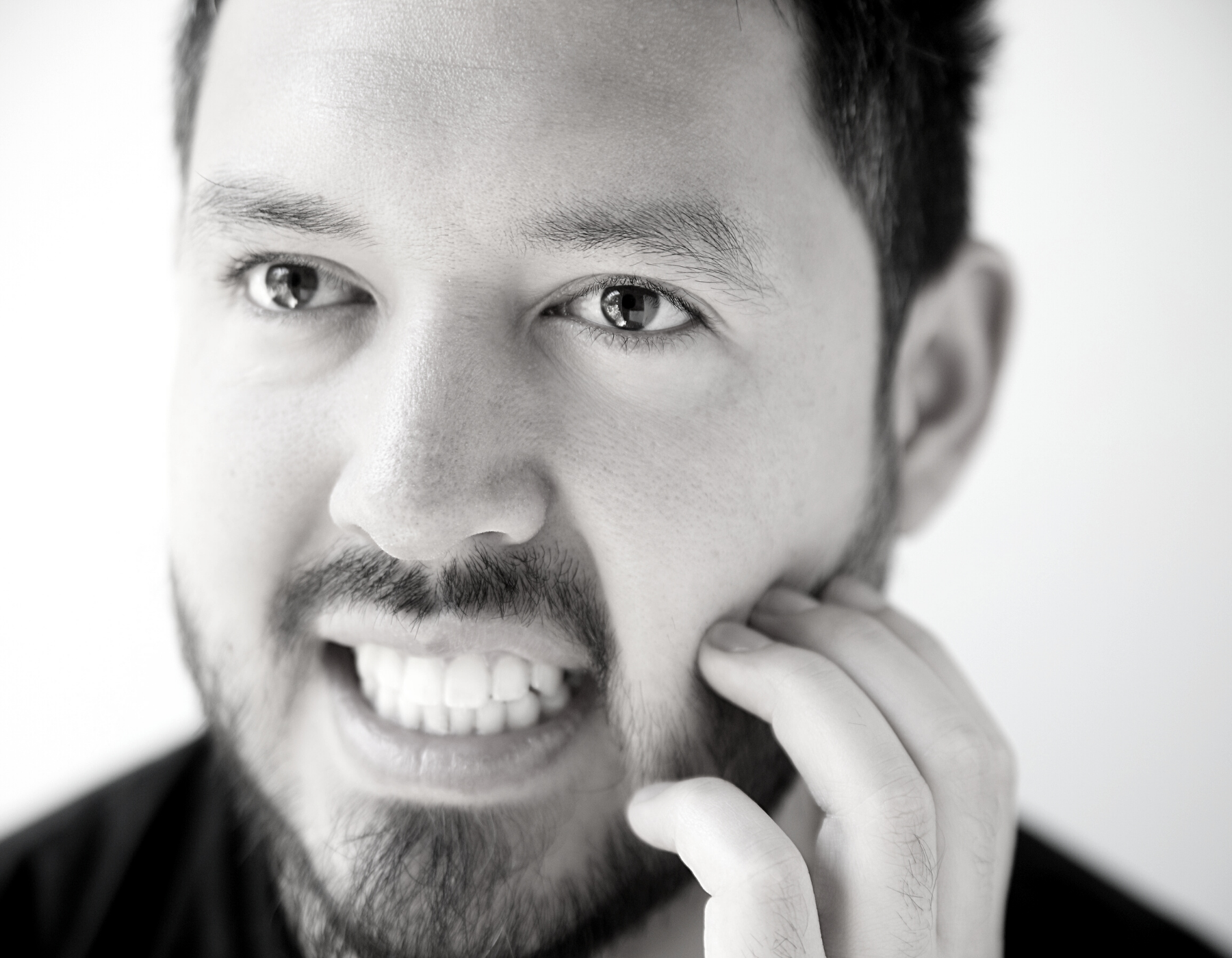 Itchy Beard Solutions – Natural Relief for Dry, Flaky Beards